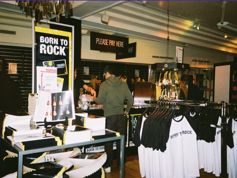 Harrods_Gimmie_Your_Money_2