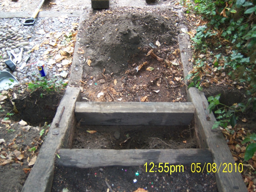 2010-Aug-5th_12_digging-out-to-change-the-first-step
