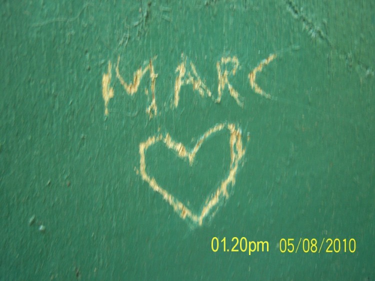 2010-Aug-5th_46_Vandalism