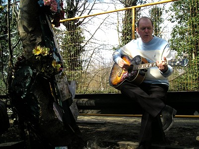 Click Here to Visit Billy's Gallery of Photos from March 2007